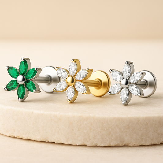 Lia - Titanium Daisy Stud