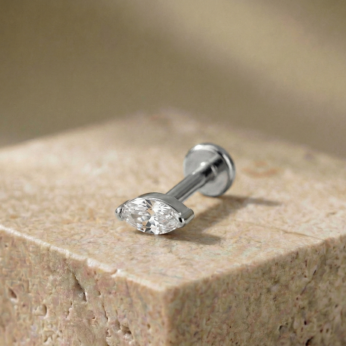 Anna - Titanium Marquise Stud