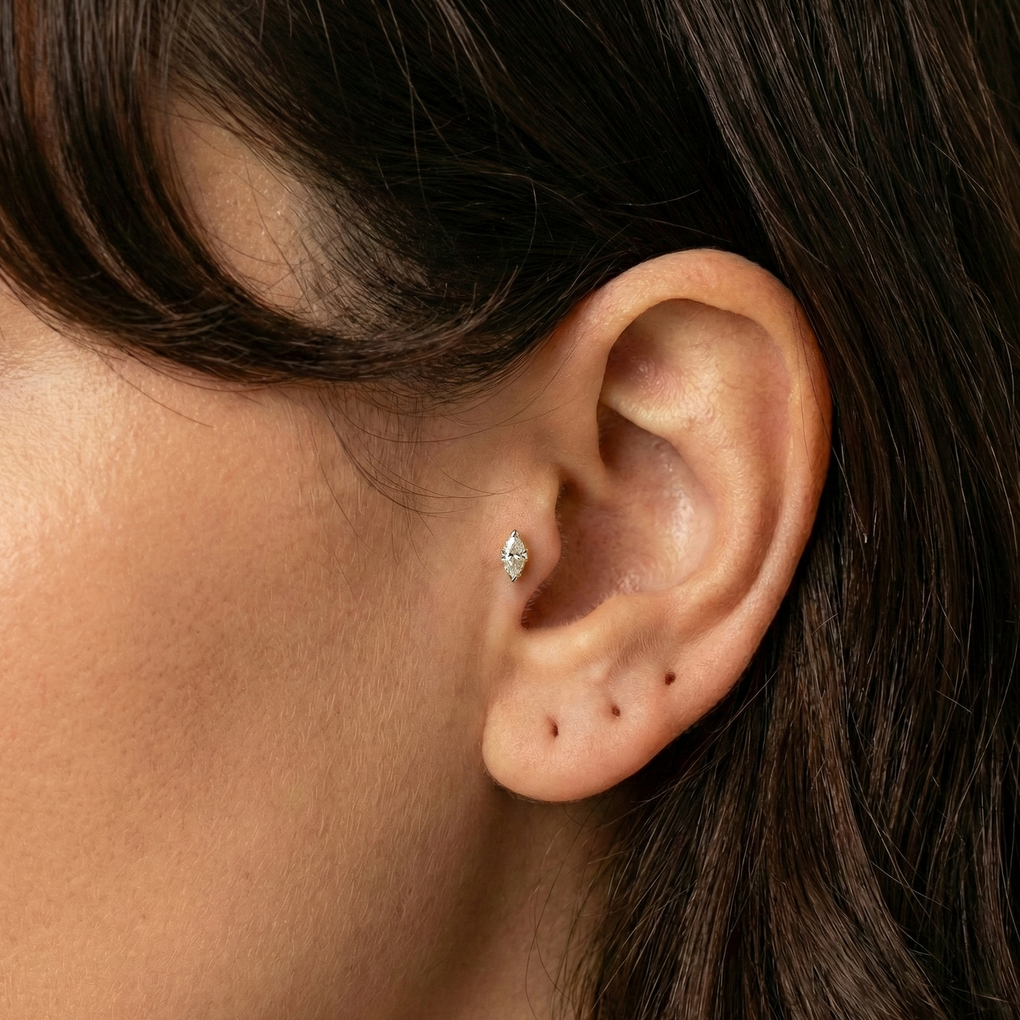 Anna - Titanium Marquise Stud
