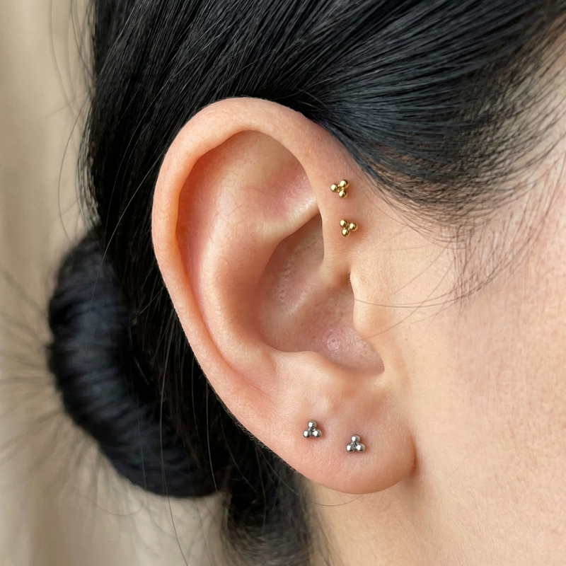 Calista - Titanium Trinity Ball Stud – hypoallergenic piercing jewellery by Cura