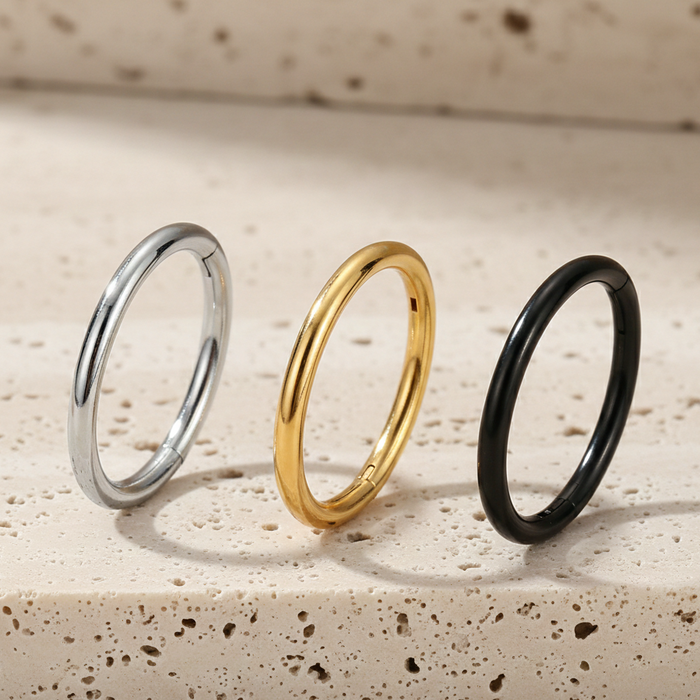 Lana - Plain Titanium Segment Ring