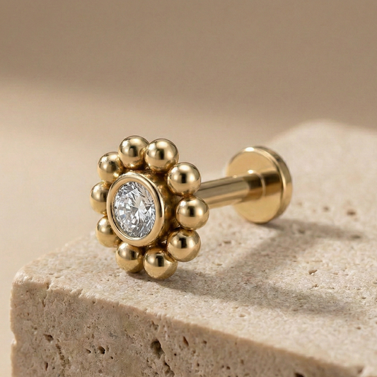 Layali – Titanium Flower Stud