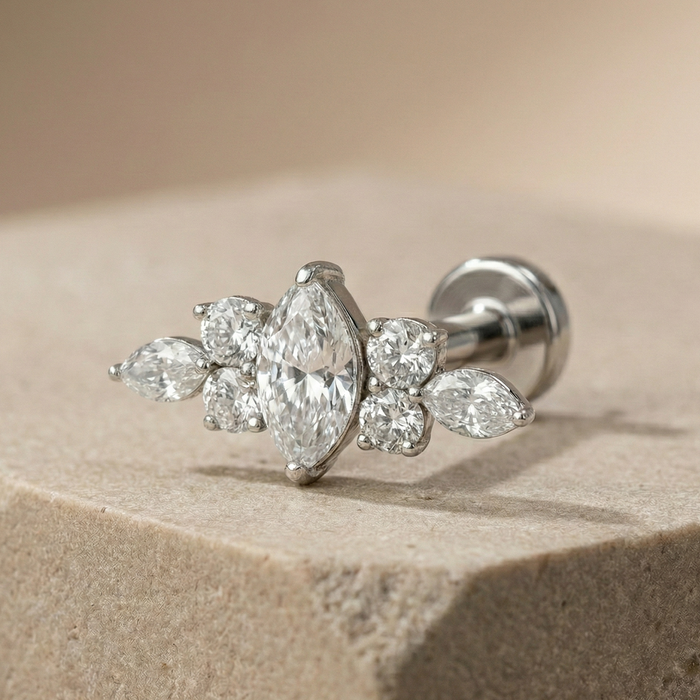 Lola - Titanium Wreath Stud – hypoallergenic piercing jewellery by Cura