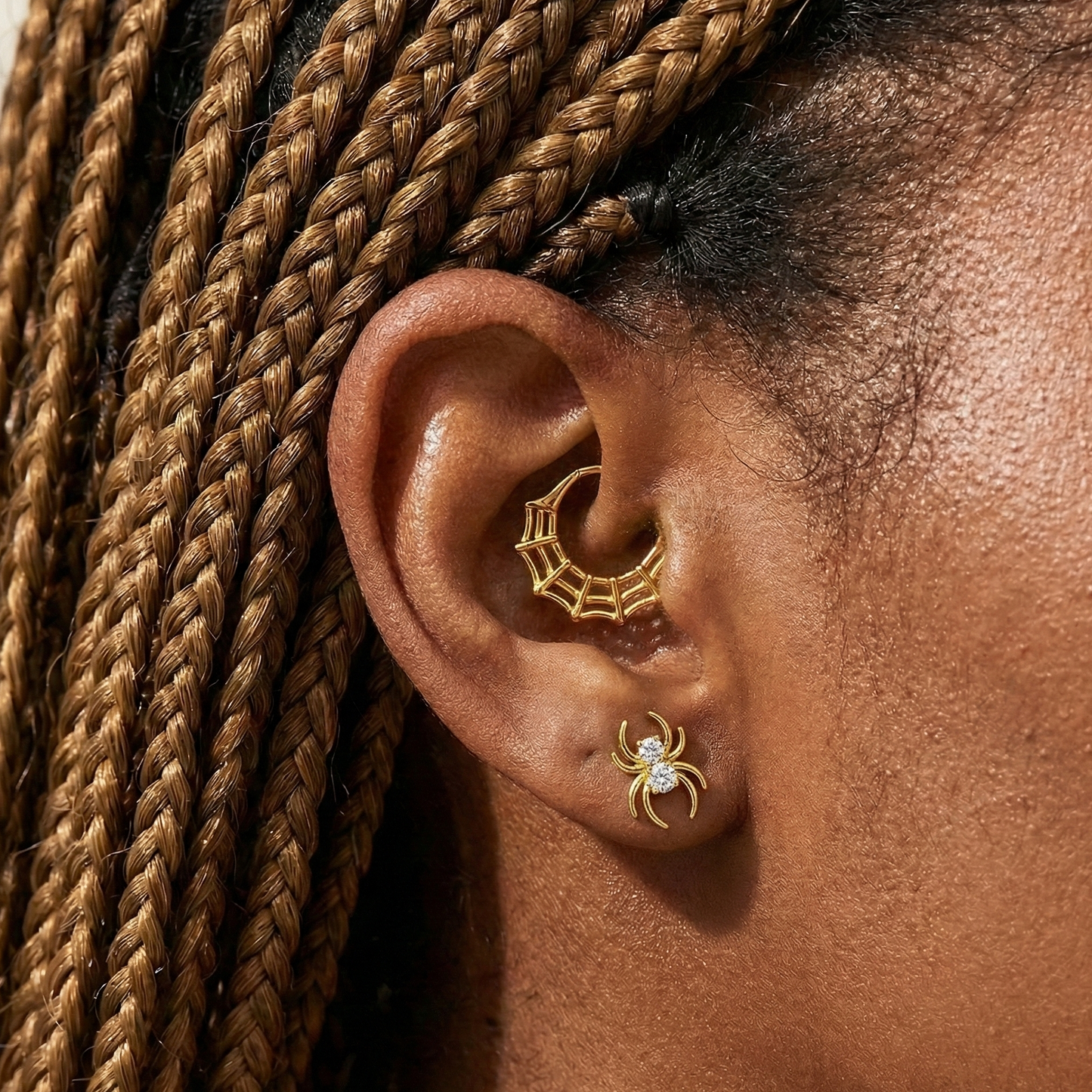 Lyra - Titanium Spiderweb Daith Ring