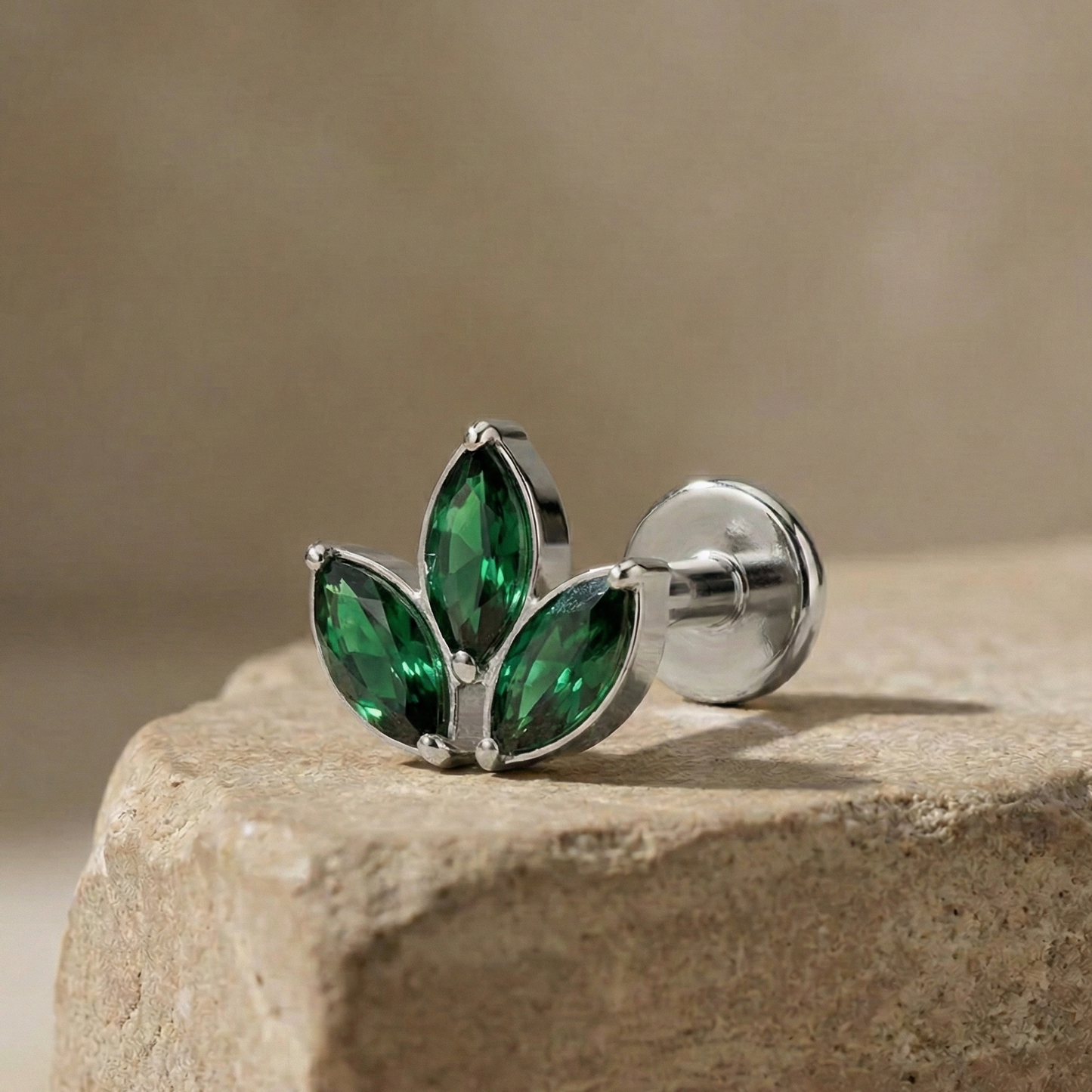 Maha - Titanium 3 Leaf Stud