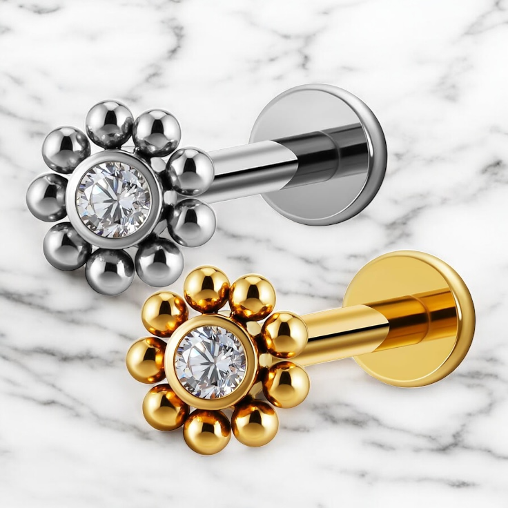Layali – Titanium Flower Stud
