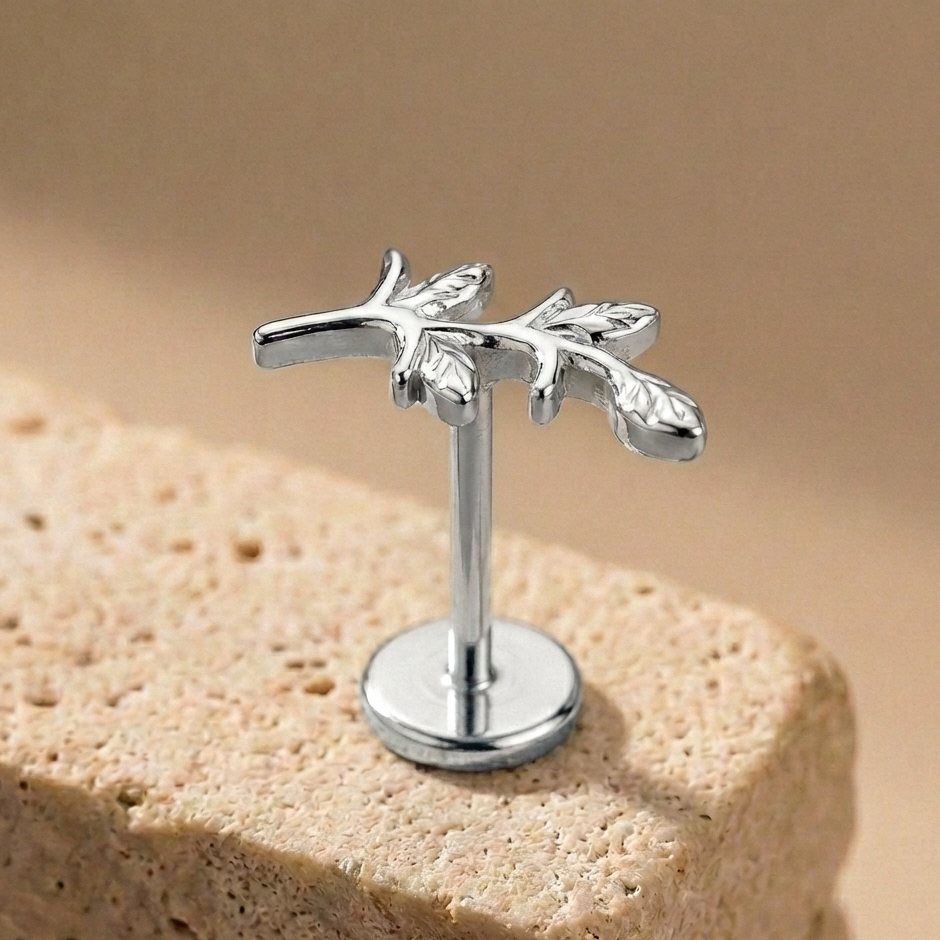 Samara - Titanium Vine Stud