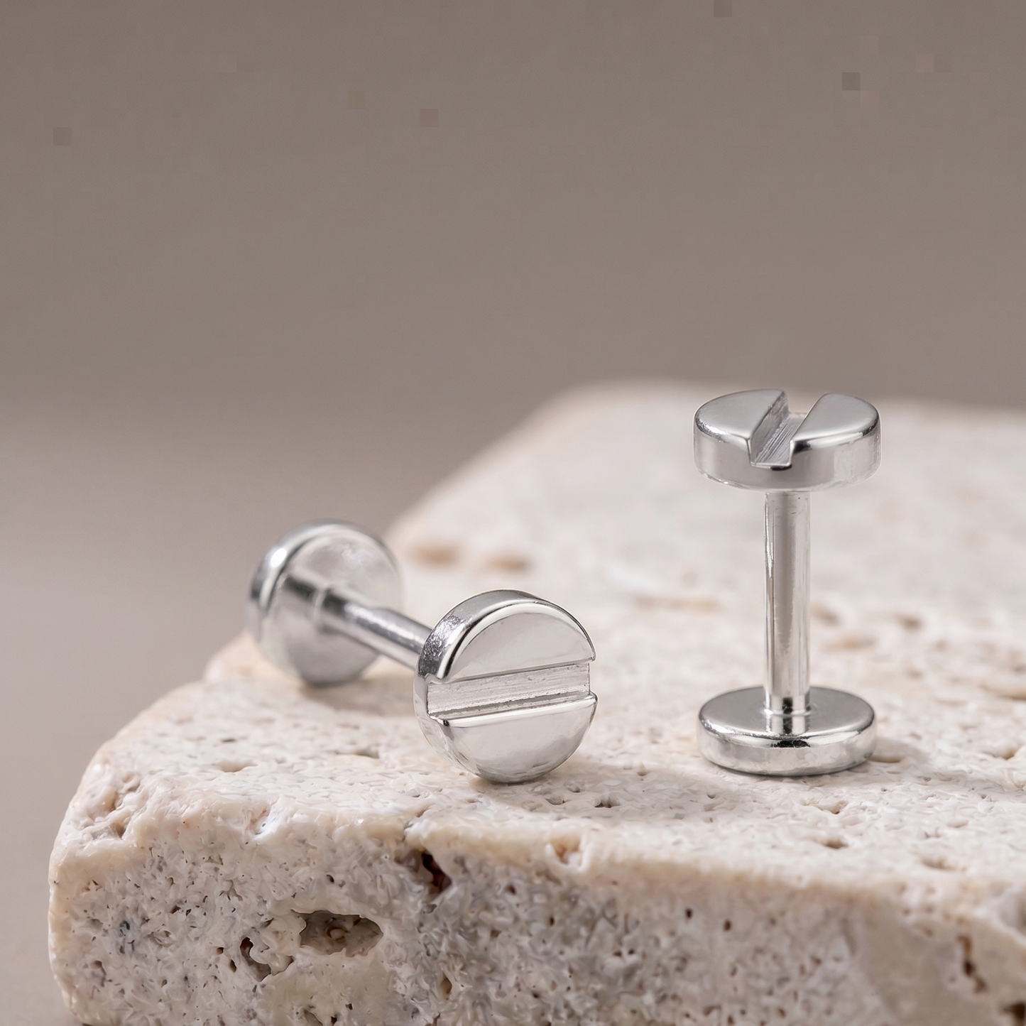 Screwella -  Titanium Threadless Screw Stud