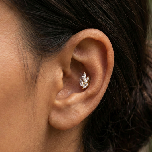 Sierra - Titanium Leafy Stud – hypoallergenic piercing jewellery by Cura