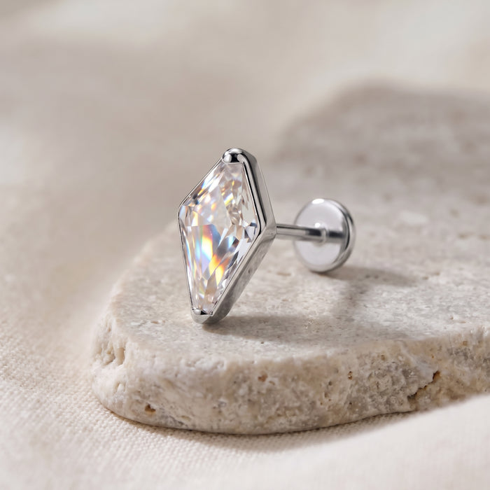 Skye - Titanium Kite Stud